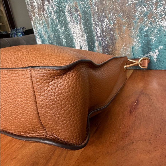 Michael Kors Boho Quiet Luxury Sullivan Leather Crossbody Luggage Brown (GUC) - Picture 6 of 15